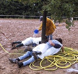 FinalknutschenSpringen1.jpg