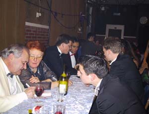 110-1064_IMG
