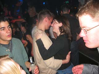 176-7627_IMG